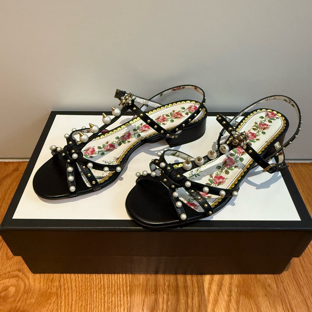 New in Box Gucci Black Sandals with Pearl Accents, studs and Crystal Bee Design